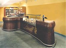 lindlind_Verkaufsvitrine Lindt